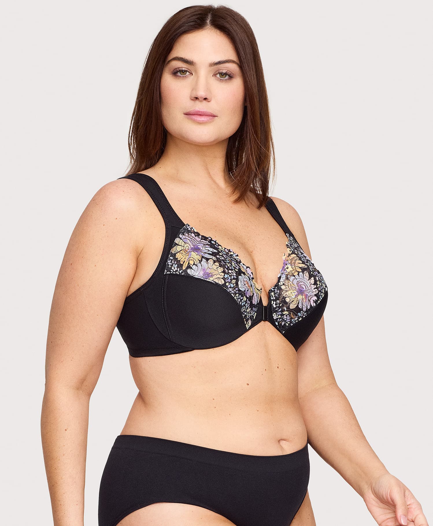 Front-Closure WonderWire Bra - Image 4
